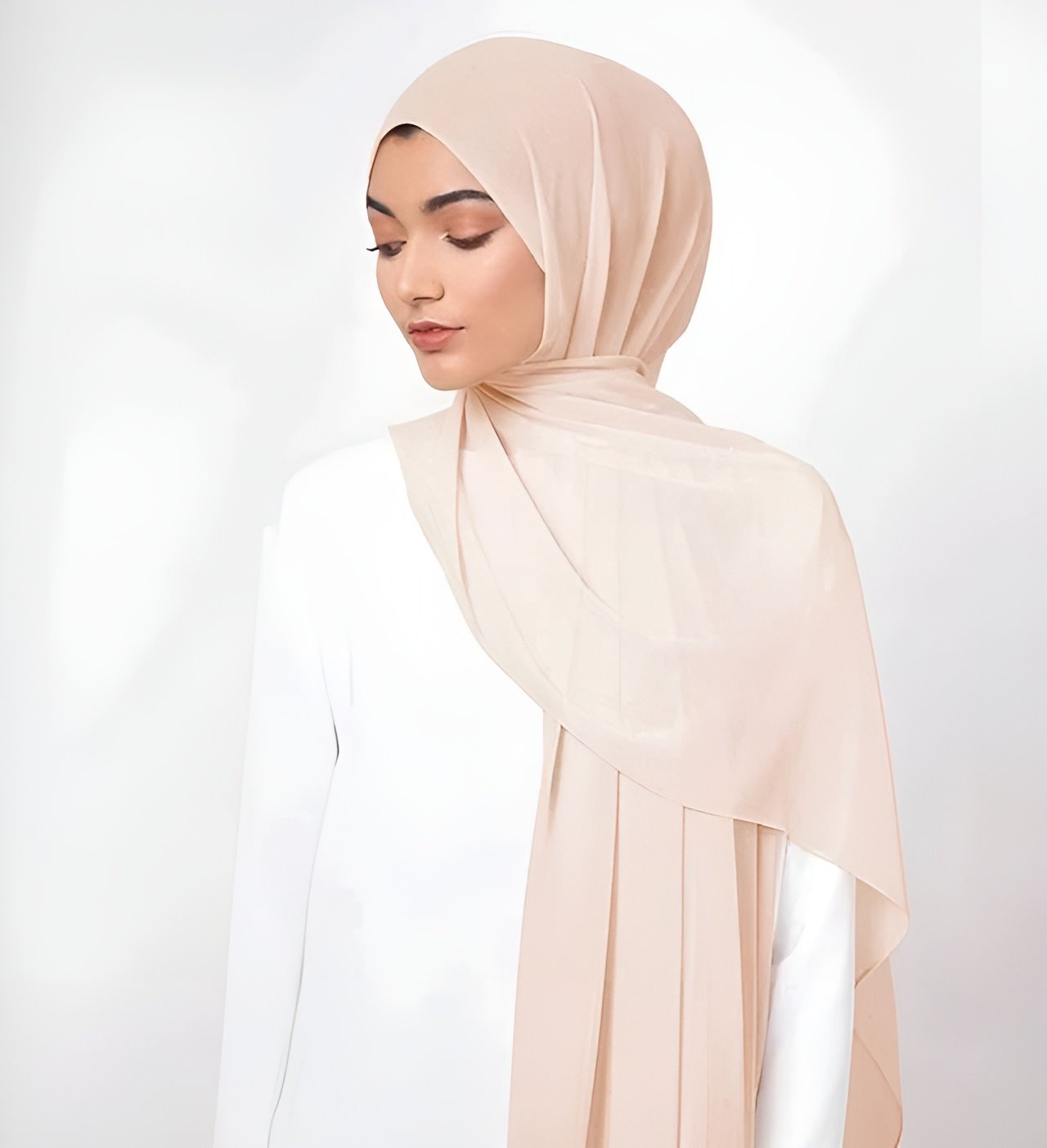 Luxe Chiffon Hijab – Soft Cream